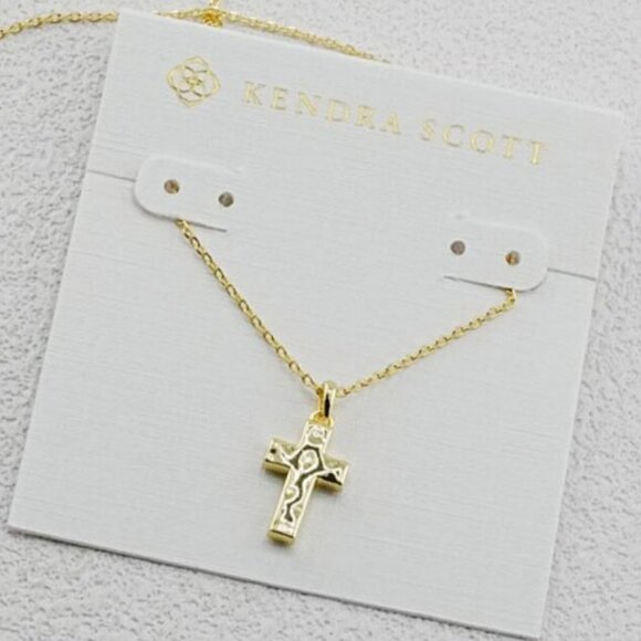 Kendra Scott Jewelry - Kendra Scott Hammered Cross Gold Pendant Necklace